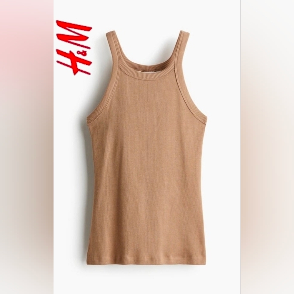 ✨️3 For $15✨️ H&M Basics Beige Tank EUC Size M